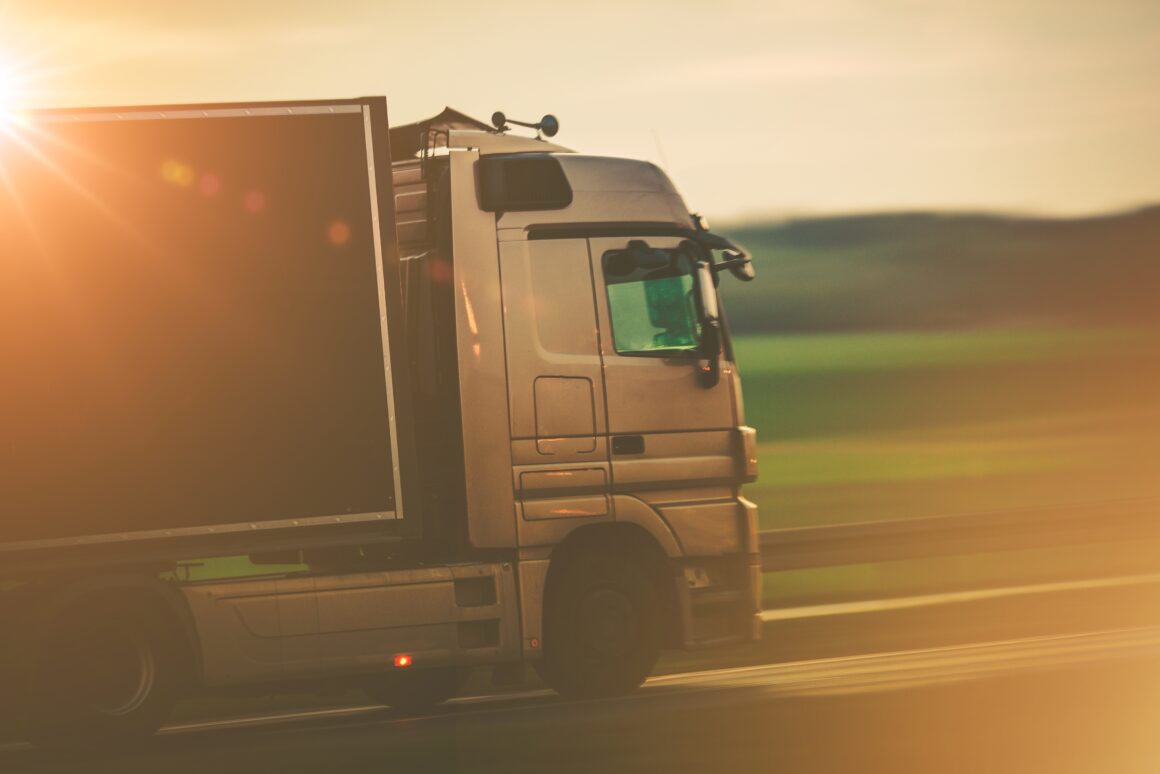 Road Transportation by Truck Steda Services – Il trasporto